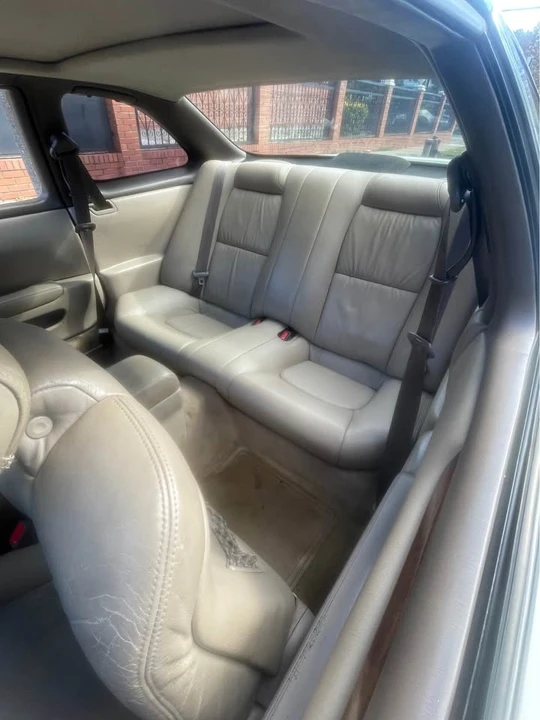1997 Lexus SC400 - Image 10 of 19