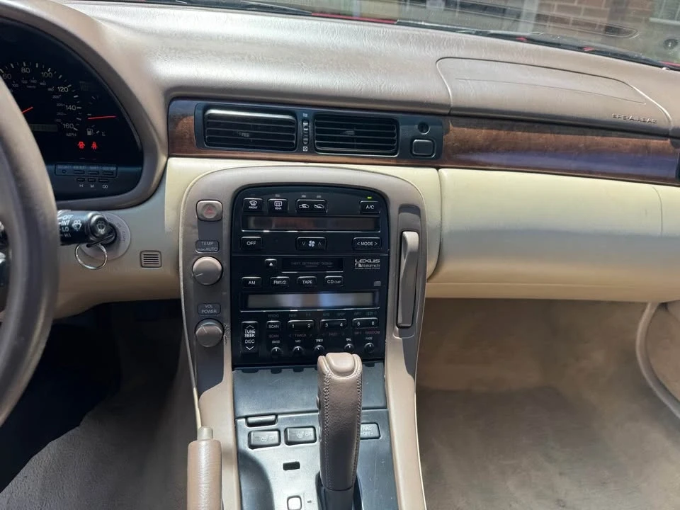 1997 Lexus SC400 - Image 9 of 13