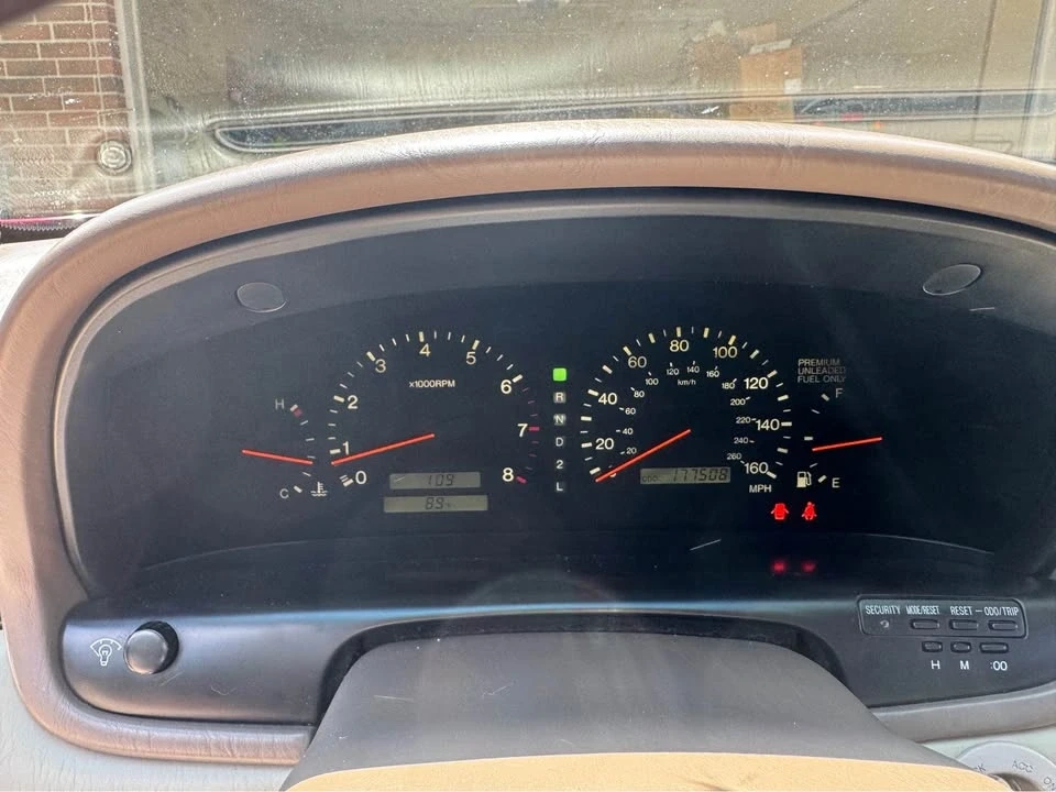 1997 Lexus SC400 - Image 8 of 13