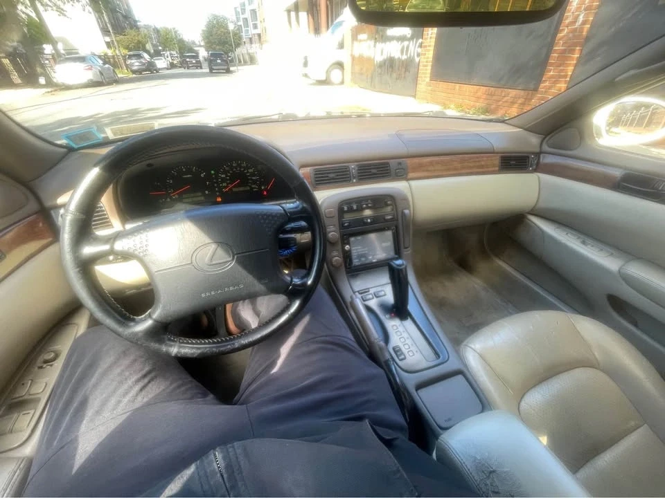 1997 Lexus SC400 - Image 11 of 19