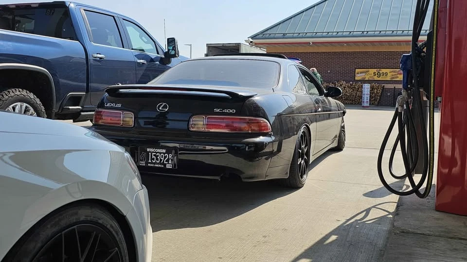 1997 Lexus SC400 - Image 3 of 11