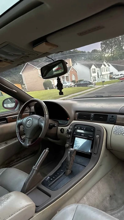 1997 Lexus SC400 - Image 4 of 7