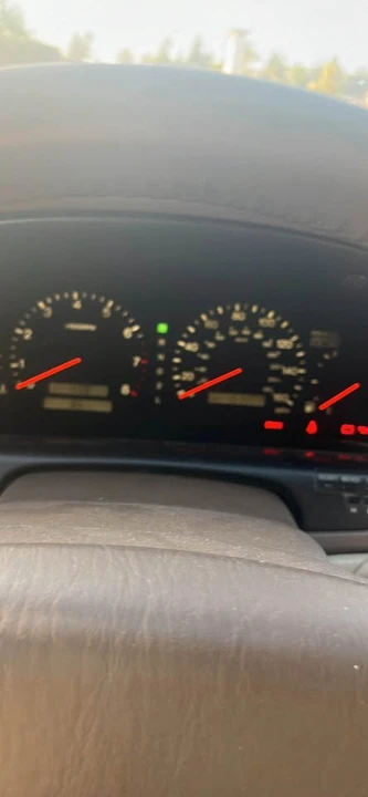 1997 Lexus SC400 - Image 3 of 3