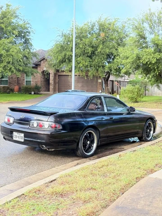 1997 Lexus SC - Image 4 of 15