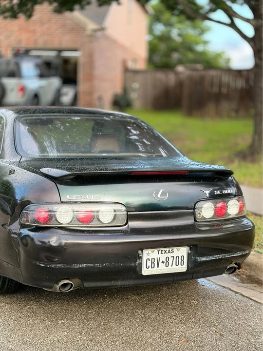 1997 Lexus SC - Image 5 of 15
