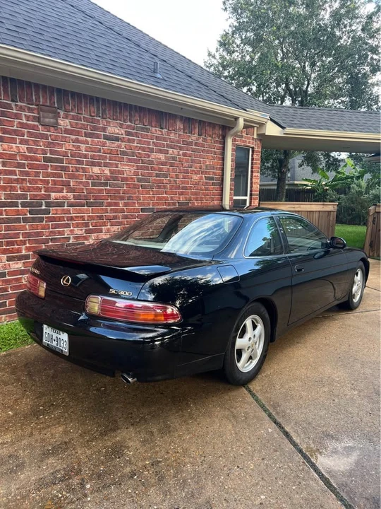 1997 Lexus SC - Image 7 of 15