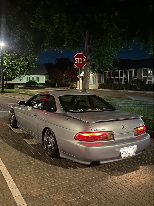 1997 Lexus SC400 - Image 9 of 15
