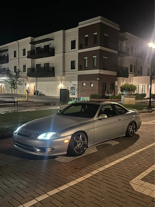 1997 Lexus SC400 - Image 10 of 15