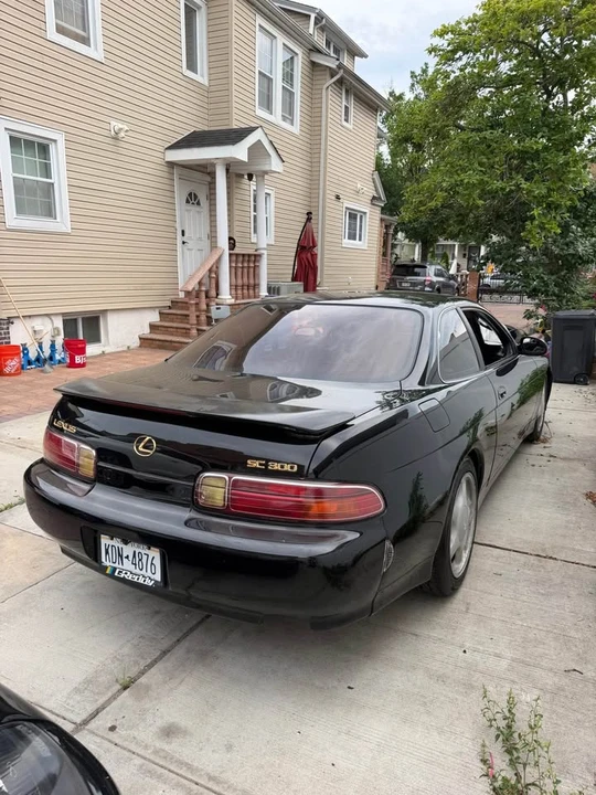 1997 Lexus SC400 - Image 5 of 12