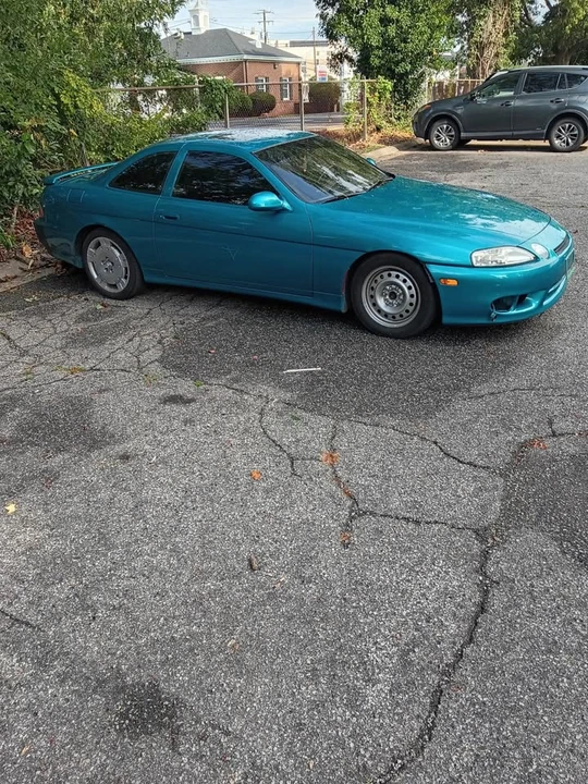 1997 Lexus SC400 - Image 3 of 3