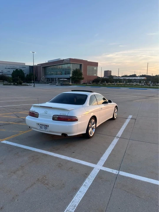1997 Lexus SC400 - Image 4 of 20