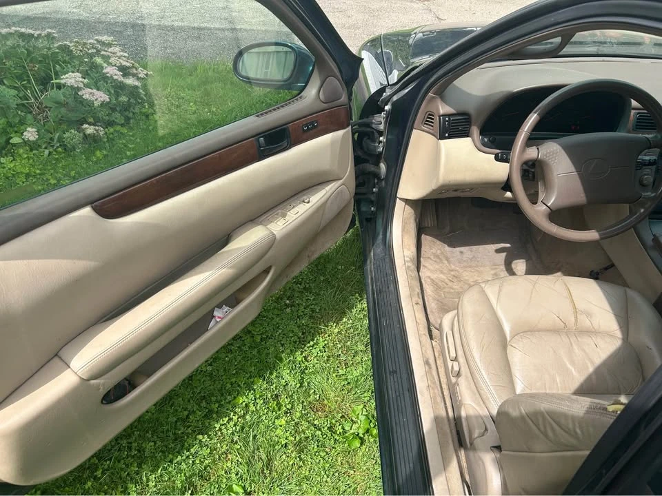 1997 Lexus SC400 - Image 11 of 14