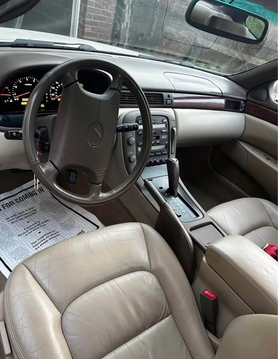 1997 Lexus SC400 - Image 8 of 10