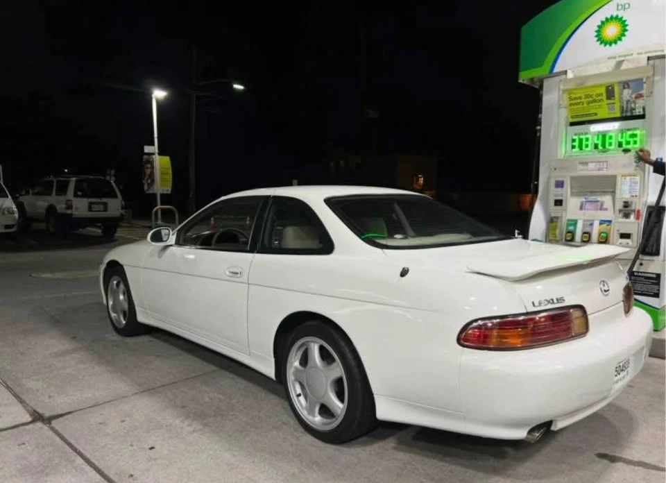 1997 Lexus SC400 - Image 2 of 10