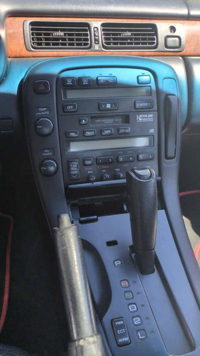 1997 Lexus SC400 - Image 5 of 6