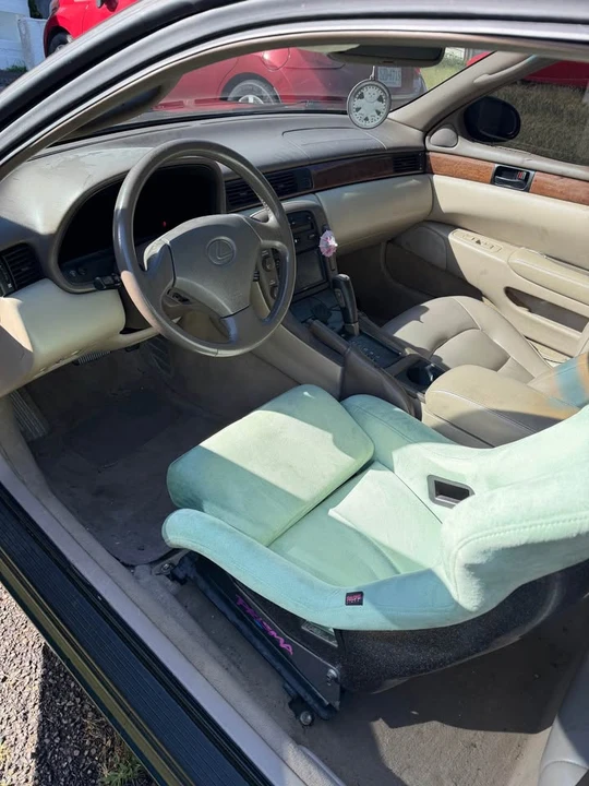 1997 Lexus SC400 - Image 5 of 6