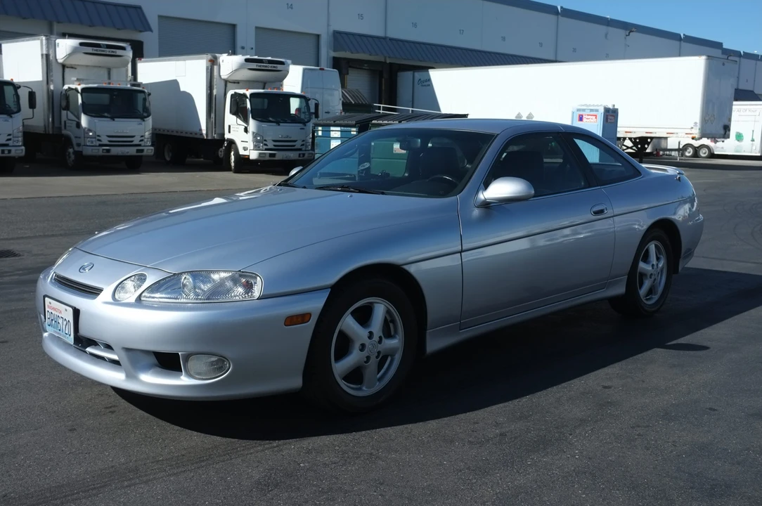 1997 Lexus SC400 - Image 10 of 31