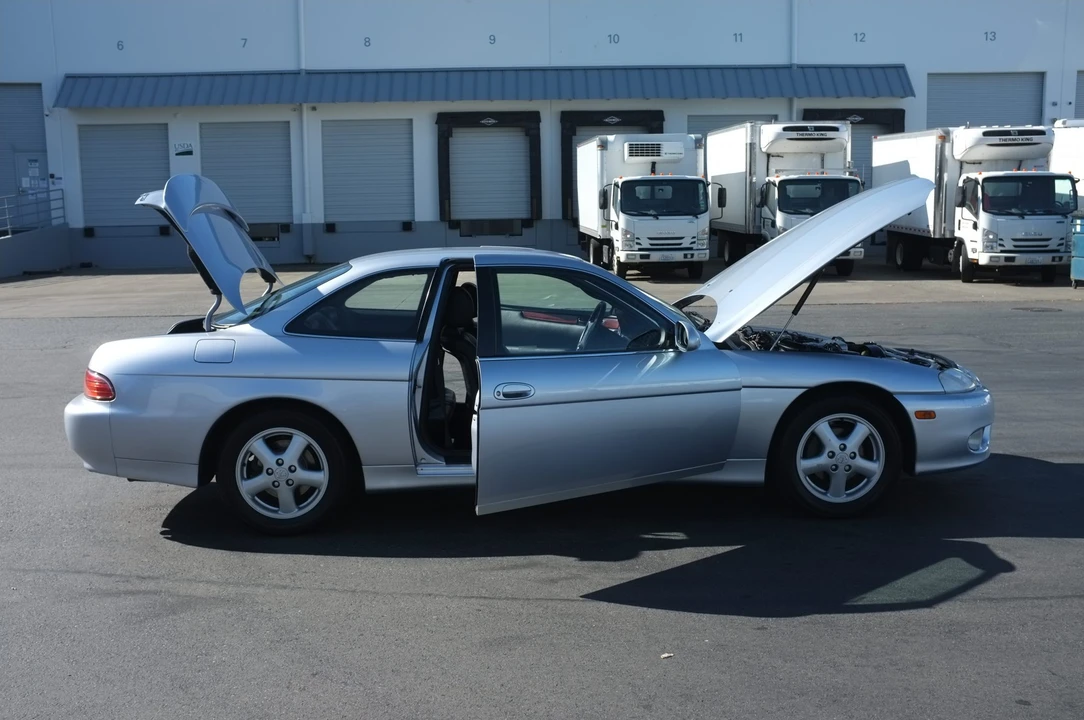 1997 Lexus SC400 - Image 27 of 31
