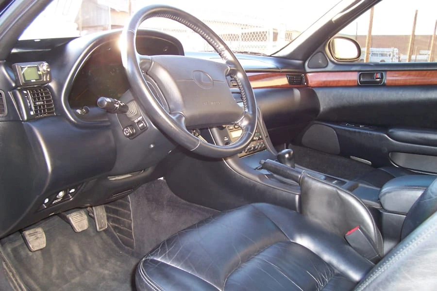 1997 Lexus SC400 - Image 4 of 9