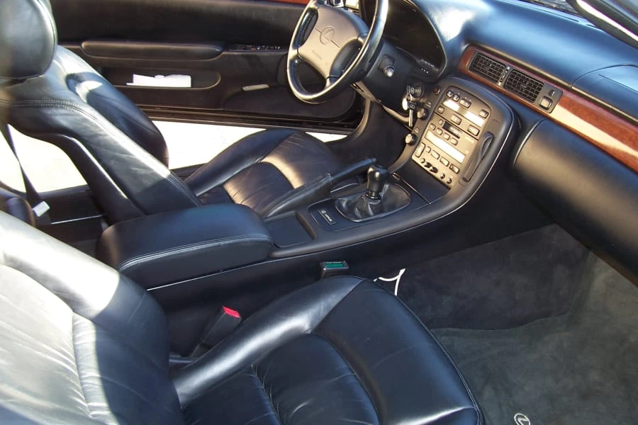 1997 Lexus SC400 - Image 5 of 9