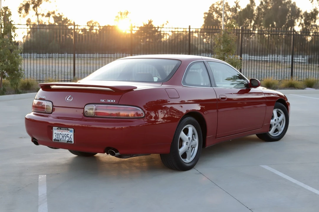 1997 Lexus SC400 - Image 15 of 31