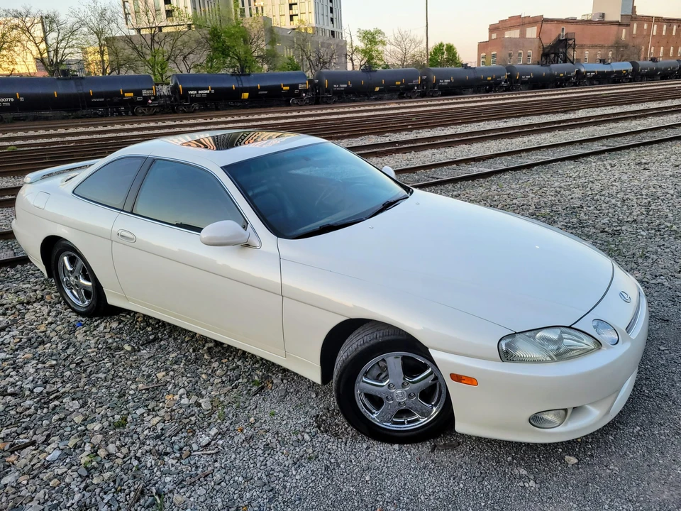 1997 Lexus SC400 - Image 26 of 31