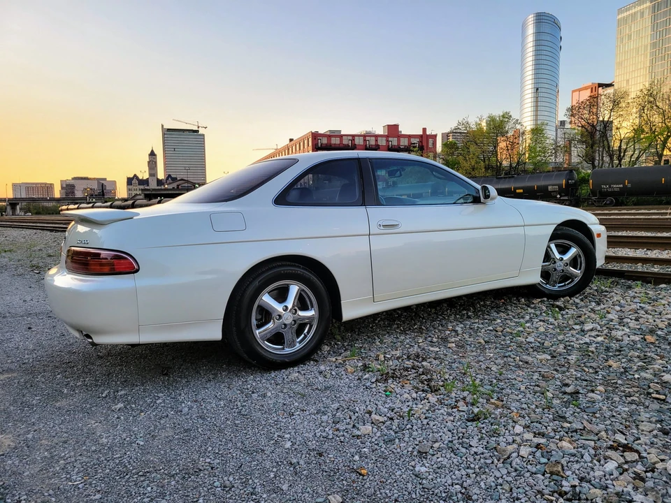 1997 Lexus SC400 - Image 24 of 31