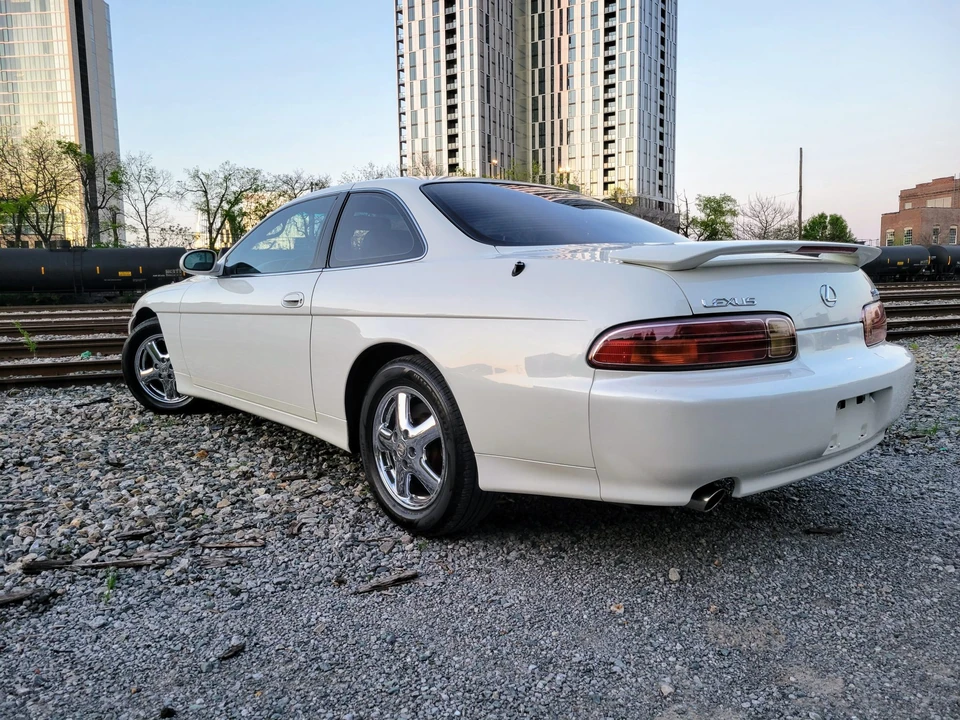 1997 Lexus SC400 - Image 15 of 31
