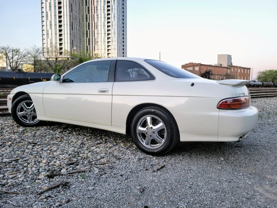1997 Lexus SC400 - Image 14 of 31