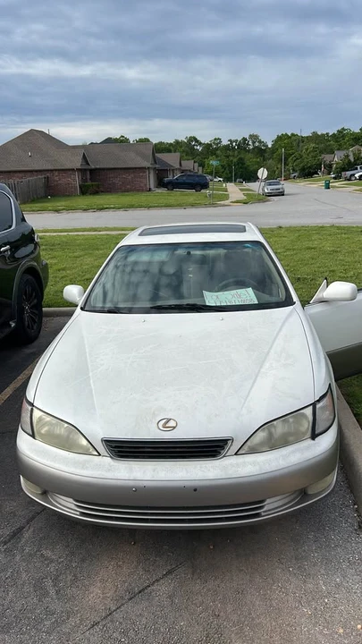 1997 Lexus SC400 - Image 4 of 5