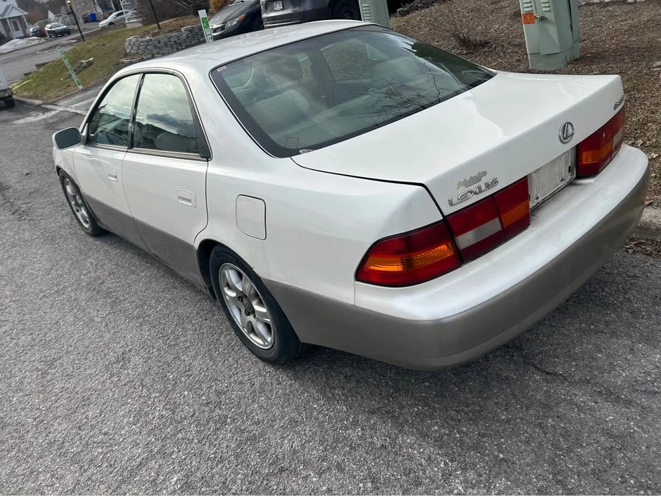 1997 Lexus ES 3rd Gen - Image 6 of 8