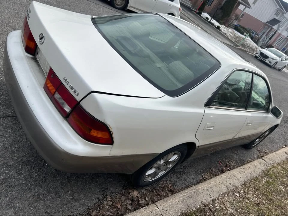 1997 Lexus ES 3rd Gen - Image 4 of 8