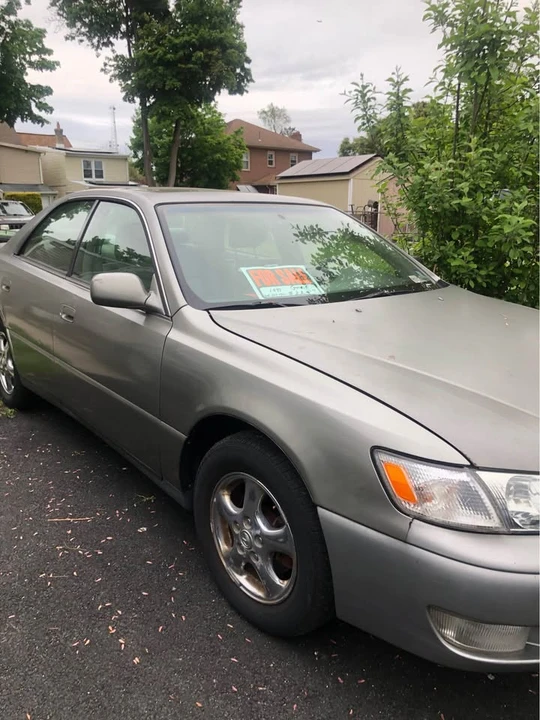 1997 Lexus ES 3rd Gen - Image 9 of 9