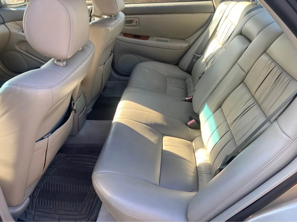 1997 Lexus ES 3rd Gen - Image 8 of 13