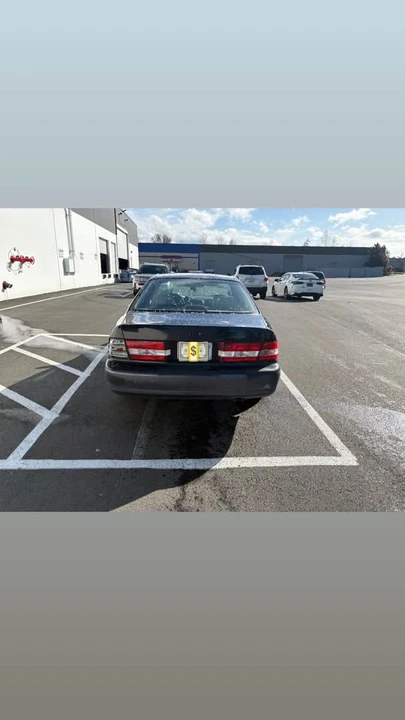 1997 Lexus ES 3rd Gen - Image 2 of 4