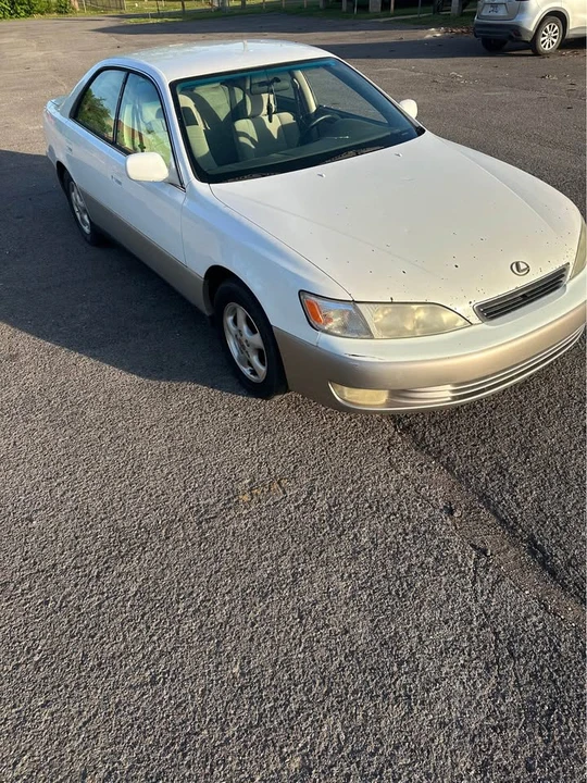 1997 Lexus ES 3rd Gen - Image 3 of 5