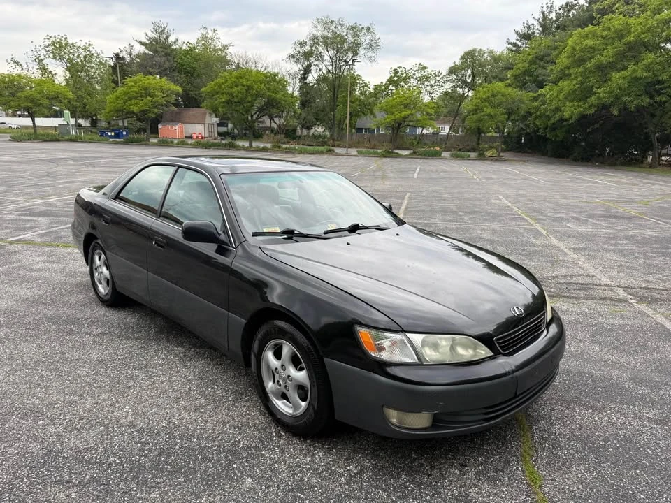 1997 Lexus ES 3rd Gen - Image 5 of 14