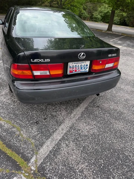 1997 Lexus ES 3rd Gen - Image 10 of 14