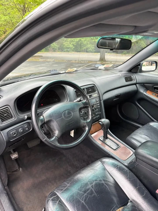 1997 Lexus ES 3rd Gen - Image 12 of 14