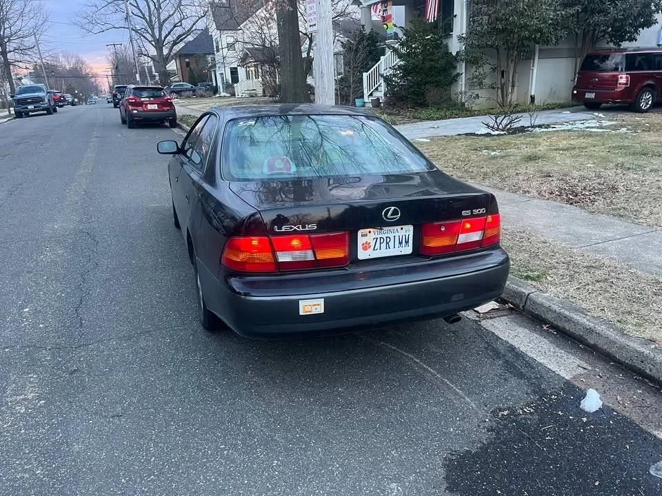 1997 Lexus ES 3rd Gen - Image 3 of 9