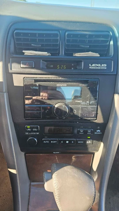 1997 Lexus ES 3rd Gen - Image 12 of 20