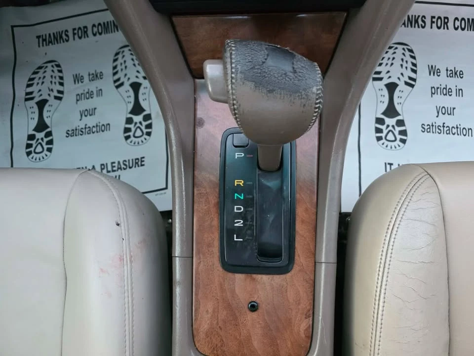 1997 Lexus ES 3rd Gen - Image 14 of 19