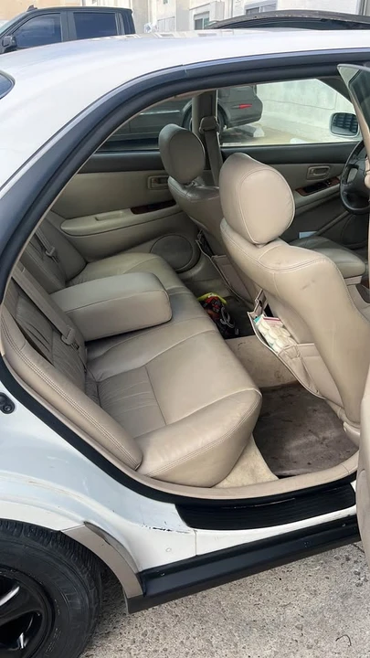 1997 Lexus ES 2nd Gen - Image 3 of 10