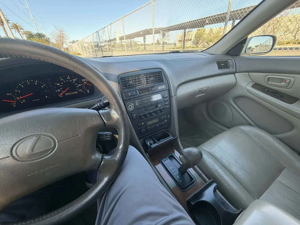 1997 Lexus ES 2nd Gen - Image 10 of 10