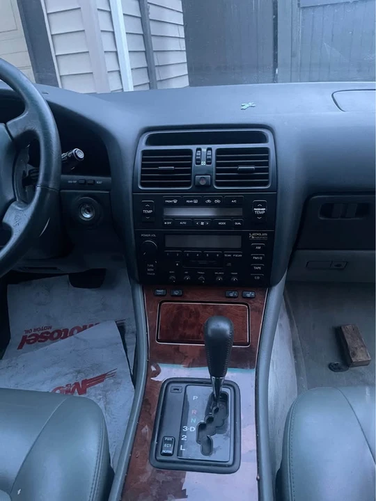 1997 Lexus LS 2nd Gen - Image 7 of 9
