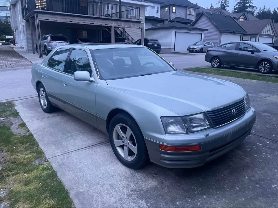 1997 Lexus LS 2nd Gen - Image 3 of 9