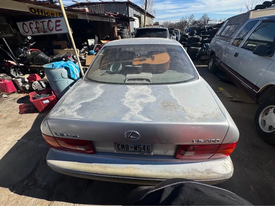 1997 Lexus LS 2nd Gen - Image 2 of 4