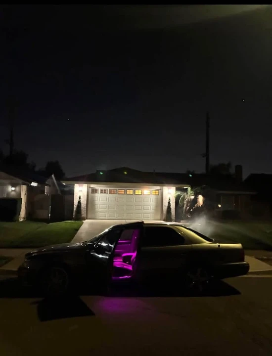 1997 Lexus LS 2nd Gen - Image 3 of 4