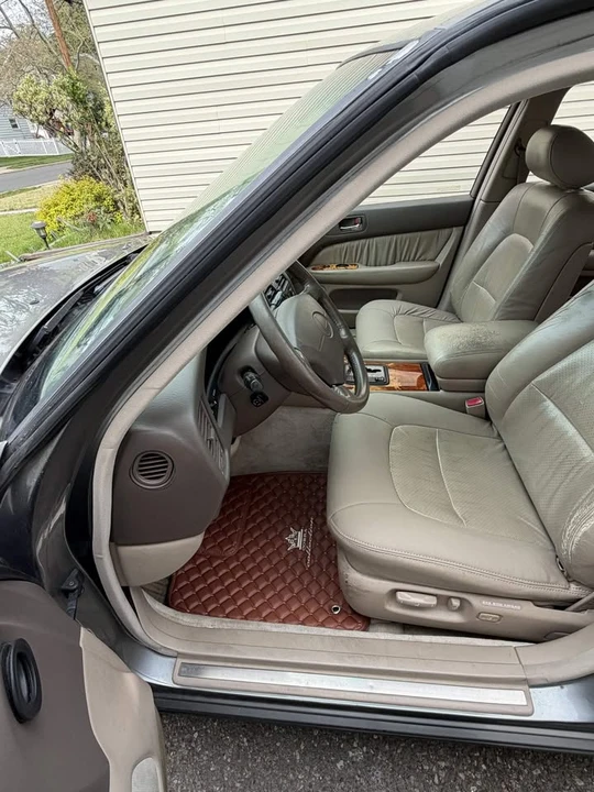 1997 Lexus LS 2nd Gen - Image 5 of 11