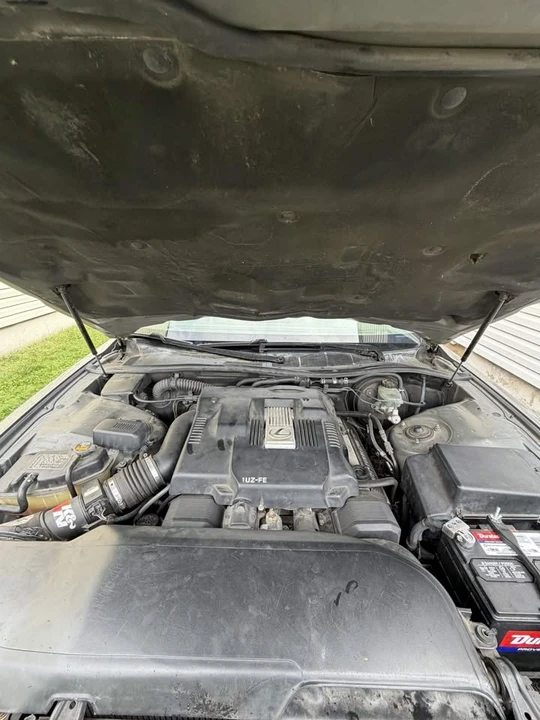 1997 Lexus LS 2nd Gen - Image 10 of 11